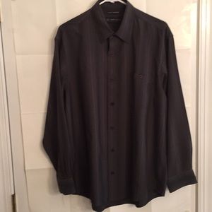 R & R Casual Men’s Charcoal Gray Shirt Size M